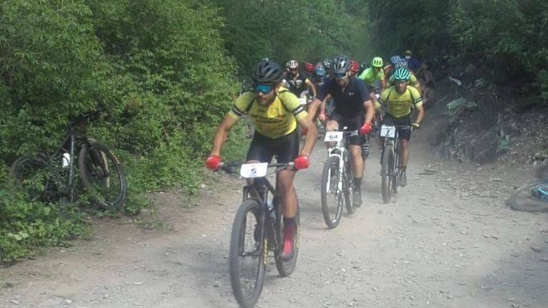 Fontán (P), Leiva (E) y López (D), ganaron en “La Estancita II”