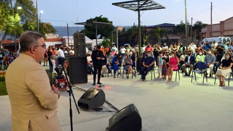 Inauguraron la puesta en valor de la plaza de San Isidro