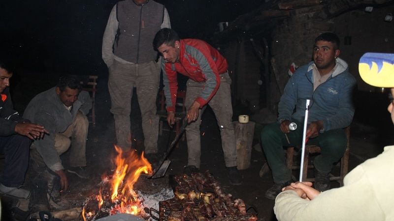 Cumbre en el “Crestón”, con el plus de una “corrida”