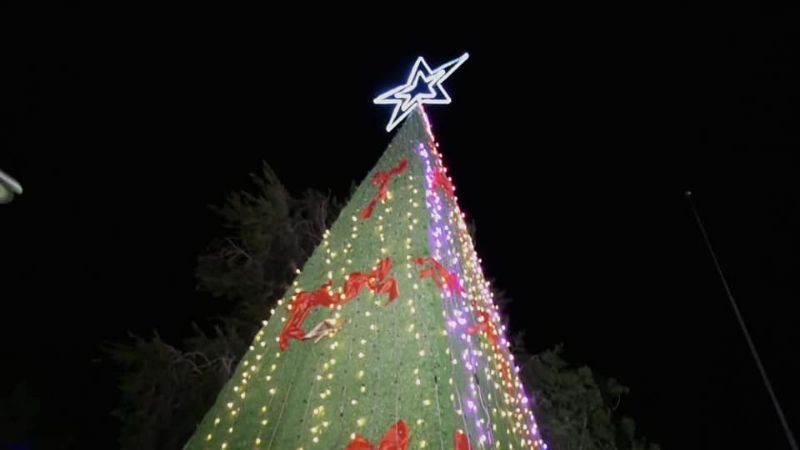 Bendición del árbol de Navidad y pesebre en el centro de Fiambalá