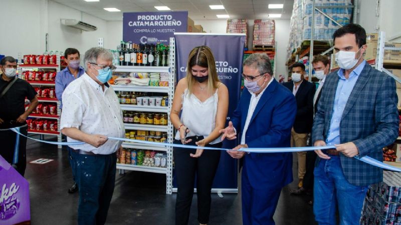 Jalil inauguró comercio mayorista que incorpora “Productos Catamarqueños”