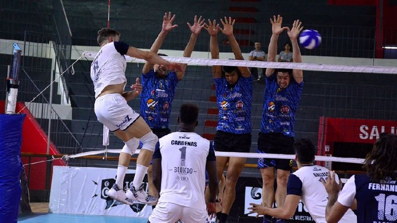 Honrosa caída de Ateneo ante Obras, en San Juan