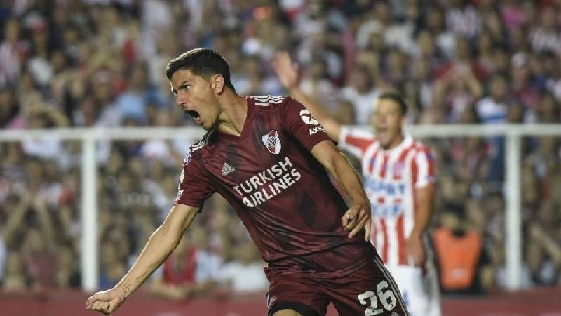 River lo dio vuelta en Santa Fe y sigue solo arriba