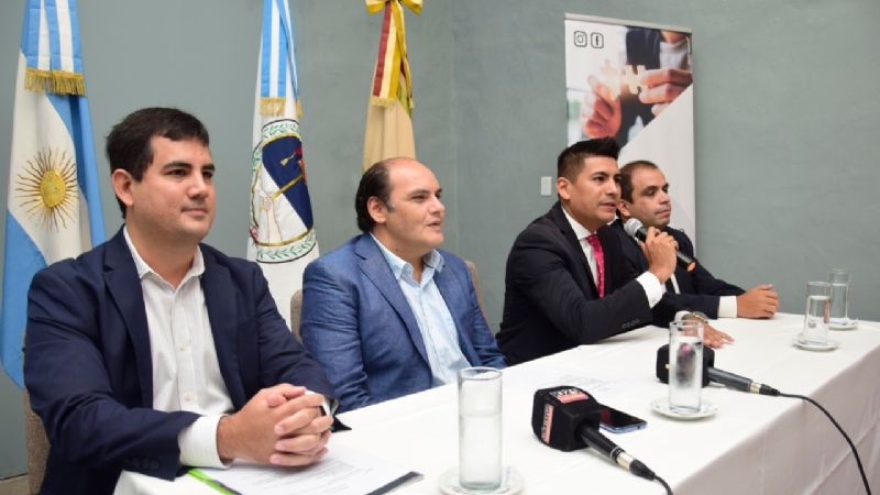 Anunciaron líneas de crédito para viviendas, refacciones y jóvenes profesionales