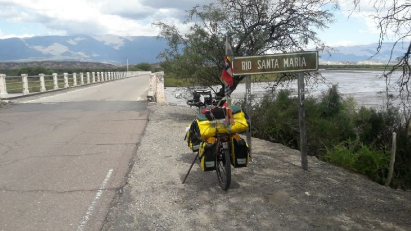 “Pepe” Serrano pone a rodar la vida en cada vuelta al sol