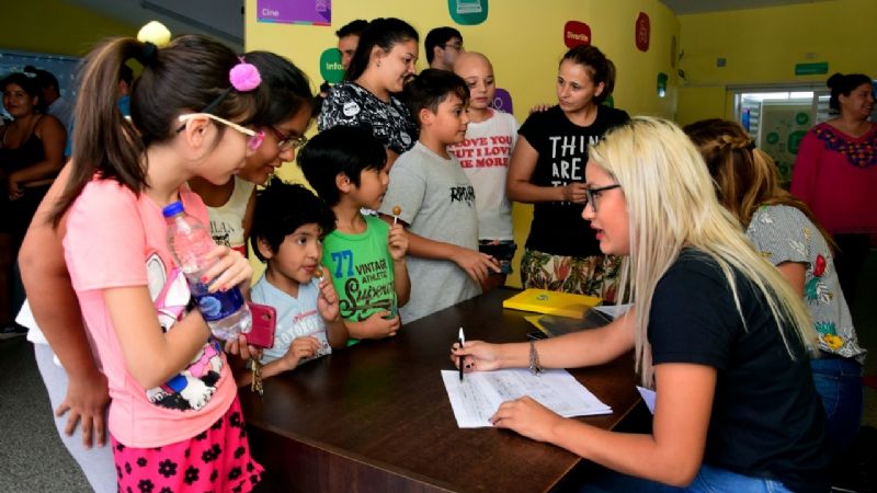 Talleres creativos para acercar a niños y jóvenes a la tecnología