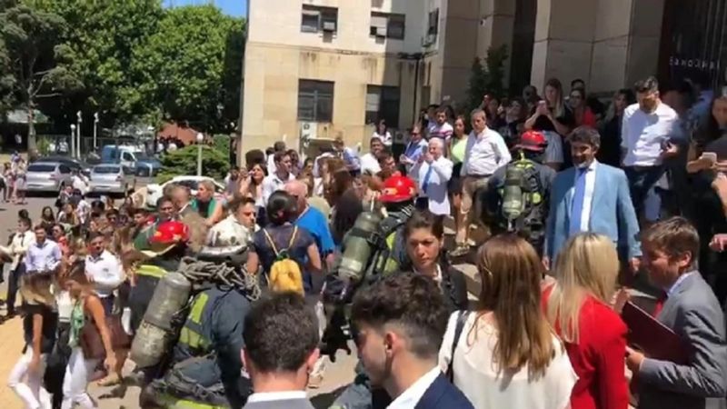 Evacuaron Comodoro Py por un principio de incendio