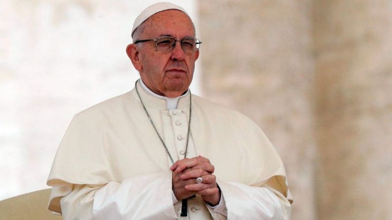 Francisco rechazó que haya curas casados en la Iglesia