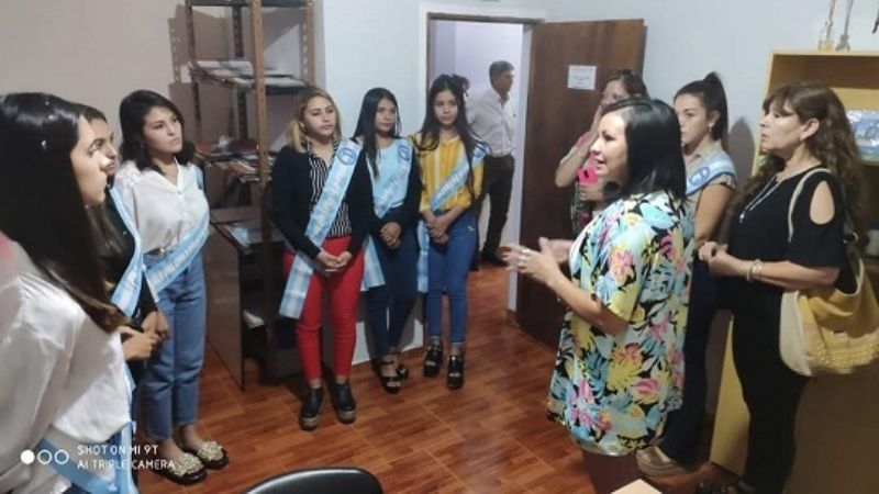 Precandidatas a Reinas del Cabrito visitaron el Concejo Deliberante