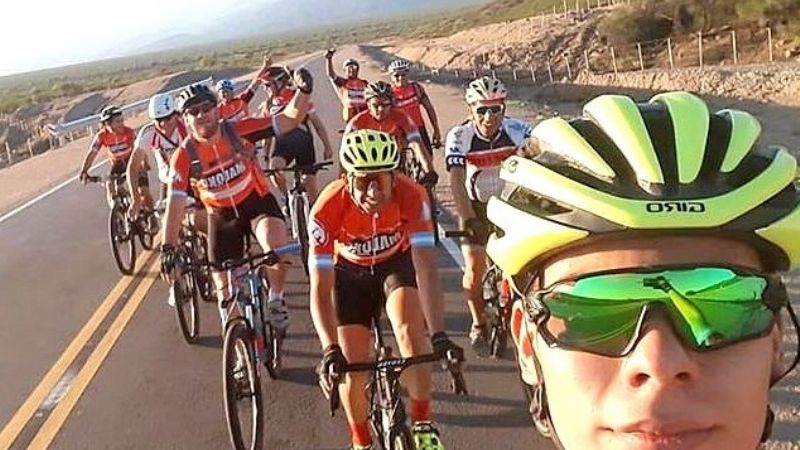 Bicicleteada solidaria en Andalgalá por Samuel Lobo Cecenarro