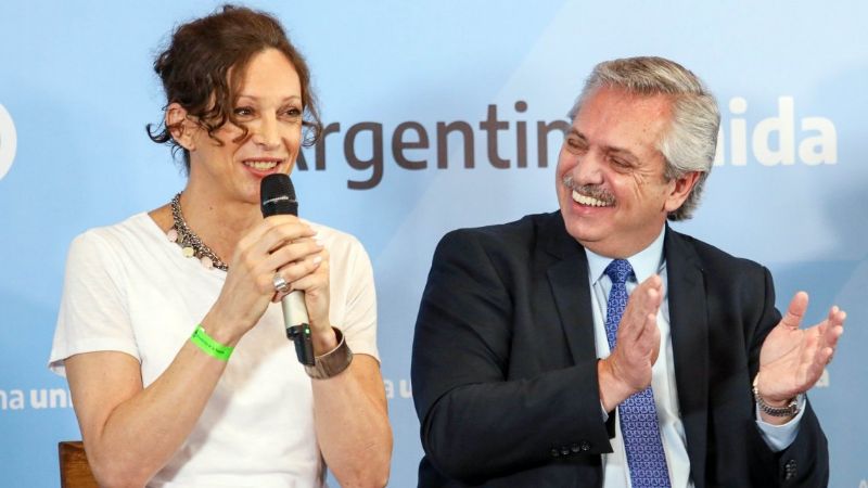 Se entregó el DNI número 9000 a una mujer trans