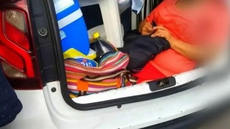 Multan a un argentino en Brasil porque llevaba a su suegra en el baúl