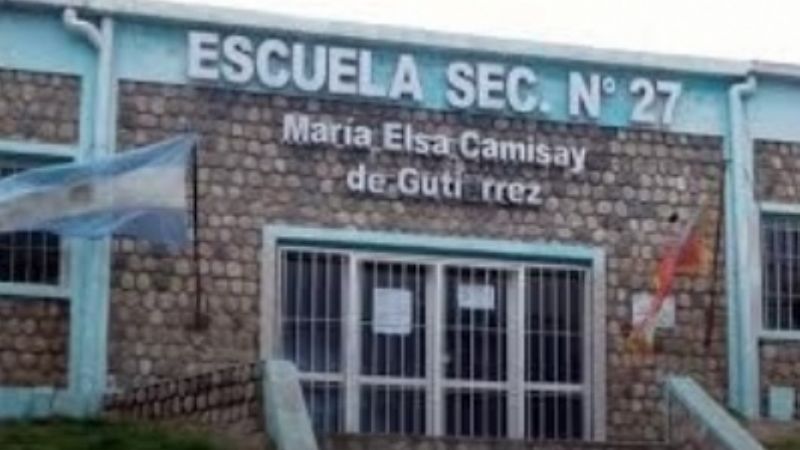 Padres toman la escuela de Aconquija