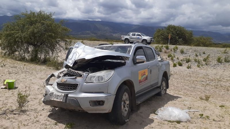 Camioneta impactó contra un caballo en la ruta 40