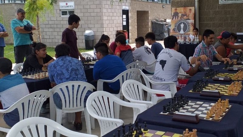 Menéndez y Coronel dominaron el Ajedrez de Verano en UTHGRA