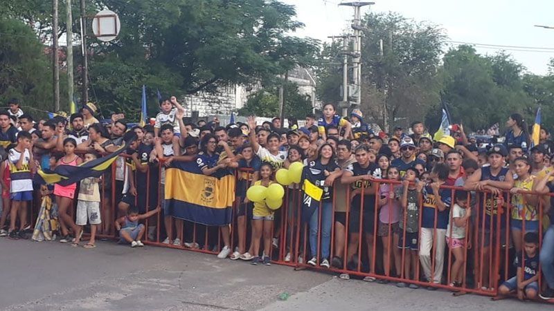 Santiago vive una “locura” con la llegada de Boca