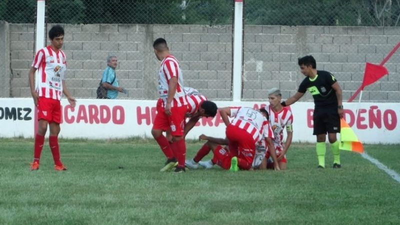 Trinfo “Bandeño” y goleada de Newbery a El Auténtico