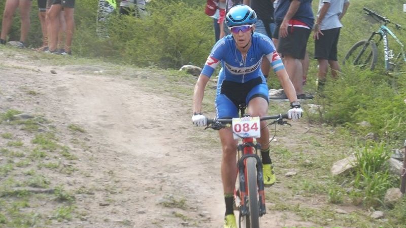 Los tucumanos Gasco y Ávila dominaron el MTB de La Puerta