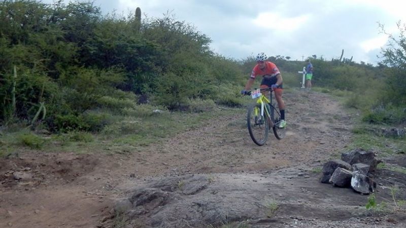 Los tucumanos Gasco y Ávila dominaron el MTB de La Puerta
