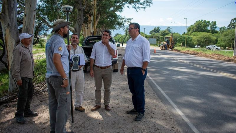 Inician obra de repavimentación de ruta provincial 33