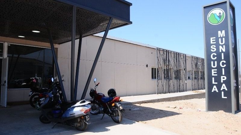 Comienza la adaptación de alumnos en las escuelas secundarias municipales