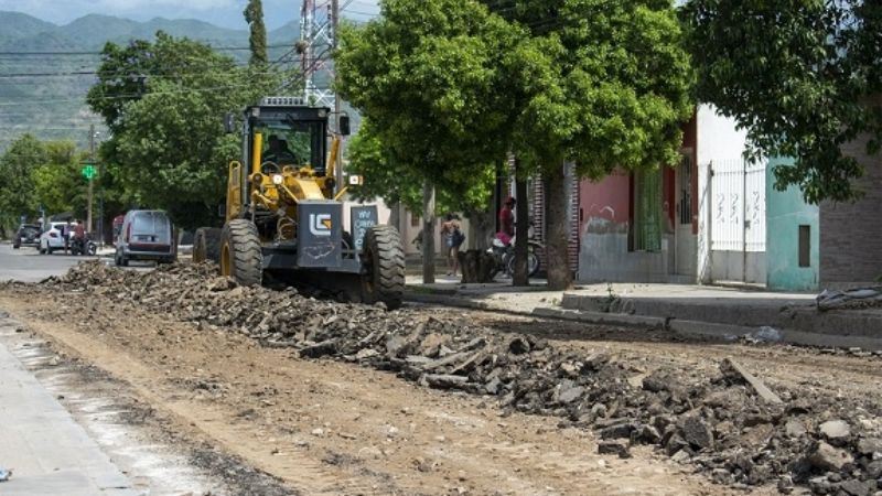 Comenzó la repavimentación de Avenida Los Terebintos