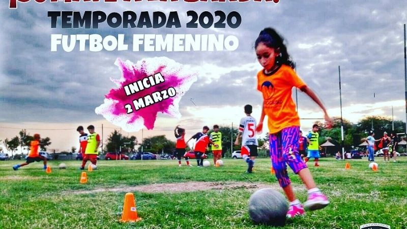 Formación para el fútbol femenino en La Banda Club