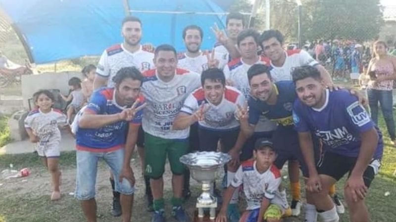 La Multitud campeón del Clausura en la Liga de Amateur
