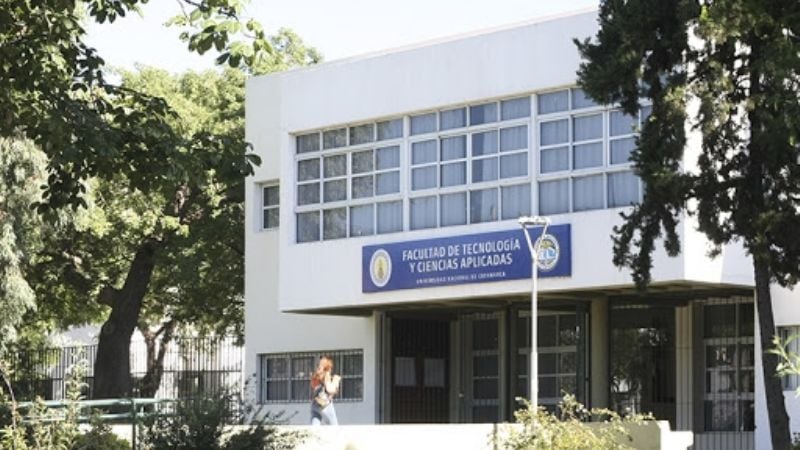 Curso sobre enseñanza mediada por tecnologías