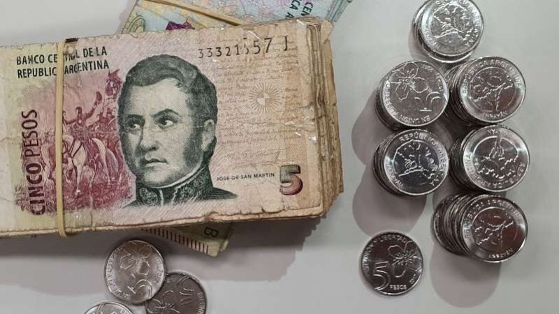 ¿Hasta cuándo tienen valor monetario los billetes de 5?