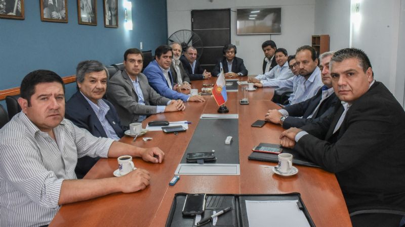 Senadores dialogaron con el ministro Rivera sobre la Tarjeta Alimentar