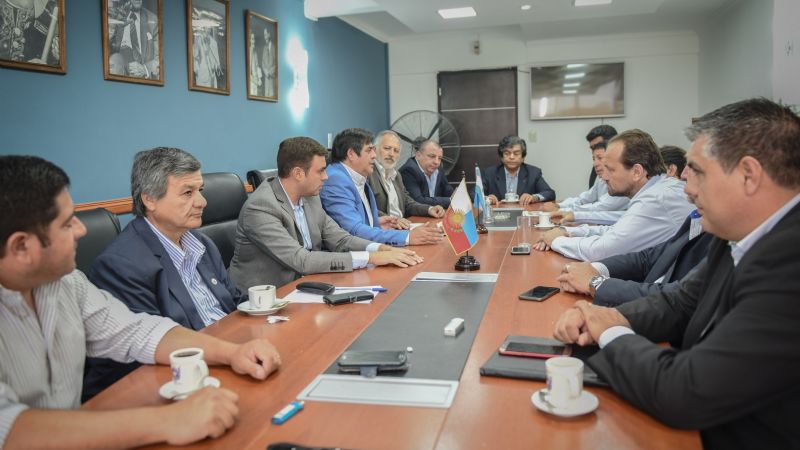 Senadores dialogaron con el ministro Rivera sobre la Tarjeta Alimentar