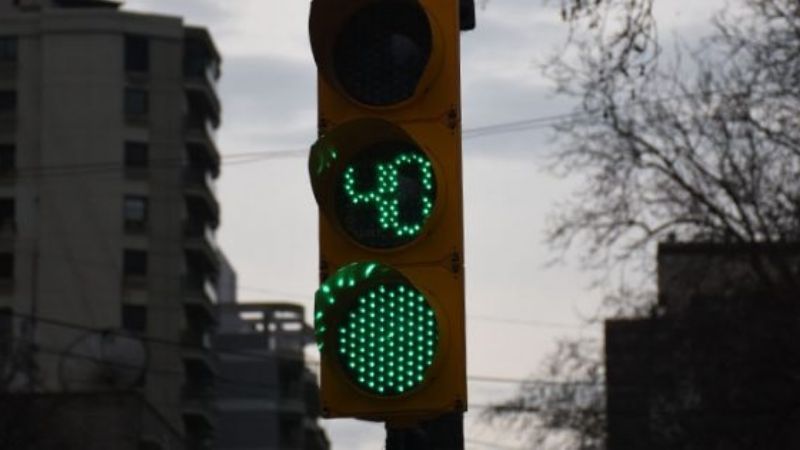 Avenida Alem ya tiene la “onda verde” sincronizada
