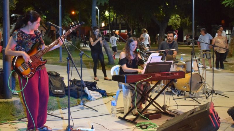 El barrio Santa Marta recibe al “Viva la Plaza”