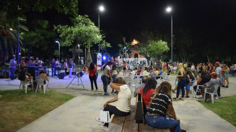 El barrio Santa Marta recibe al “Viva la Plaza”