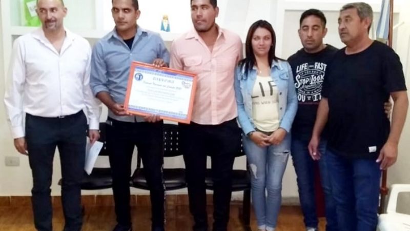 Los Hermanos Ríos recibieron premio de la revelación