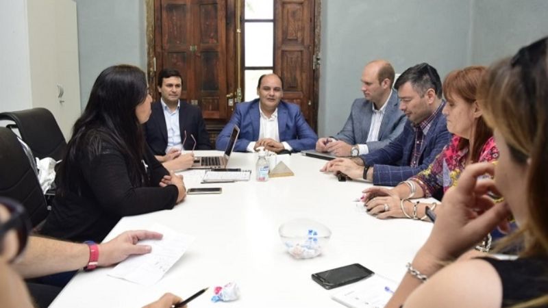 Hubo acuerdo y comenzará el ciclo lectivo en las escuelas municipales