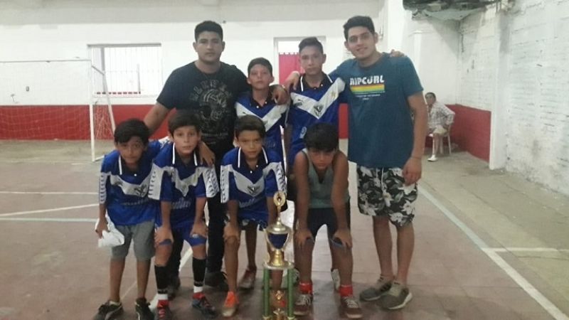 Juegan las finales del Baby del “Rojito” de San Antonio