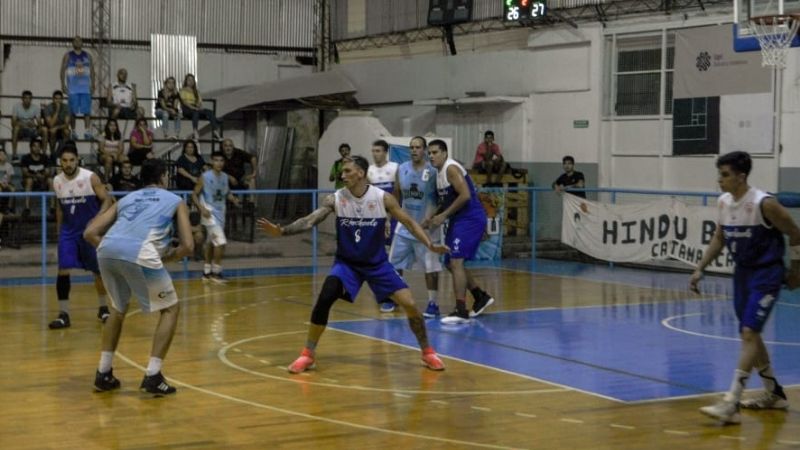 Hindú visita a Estudiantes en Tucumán, por el Federal