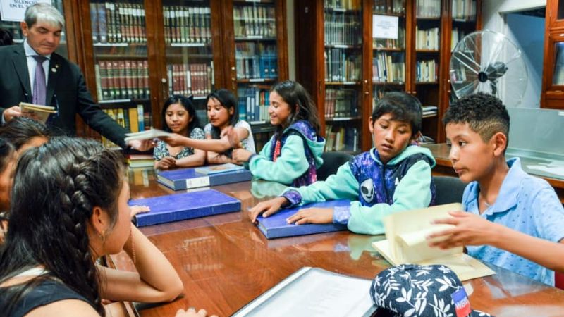 Alumnos del interior provincial visitaron el Senado