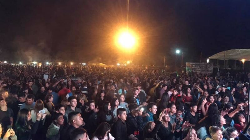 Una multitud acompañó el “Festival Tradicional del Carnaval” de Huillapima