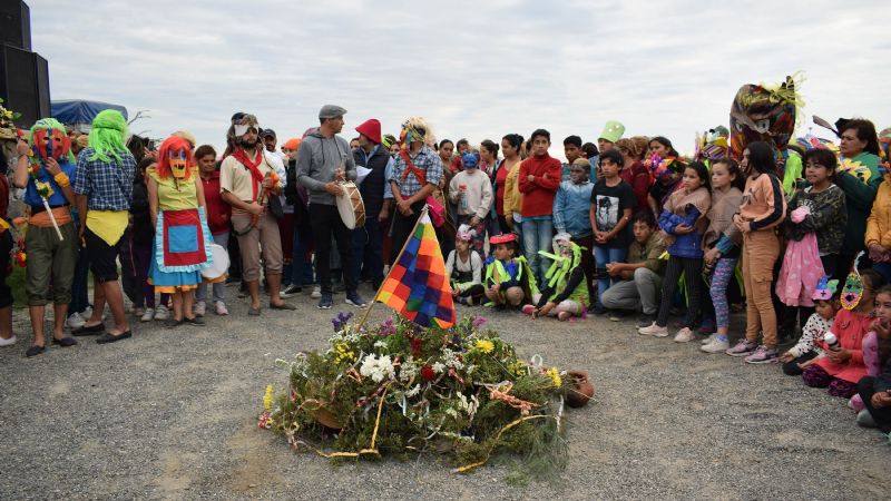 Gran festejo por el desentierro del Pujllay, en las lomadas de El Jumeal