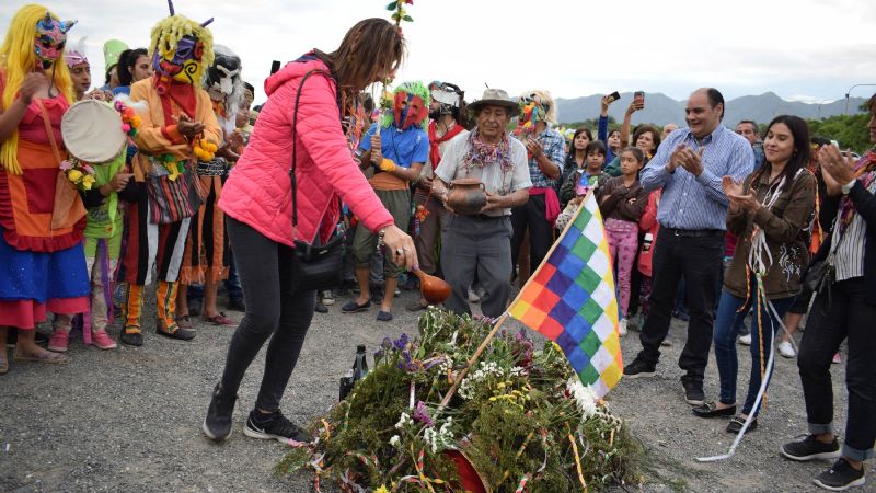Gran festejo por el desentierro del Pujllay, en las lomadas de El Jumeal