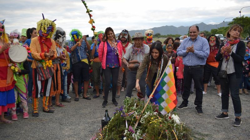 Gran festejo por el desentierro del Pujllay, en las lomadas de El Jumeal