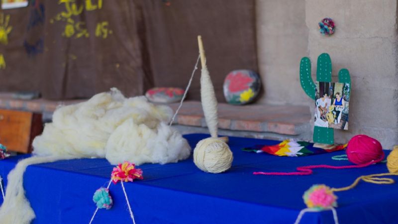 Cierre de talleres de alfarería, hilado y pintura rupestre