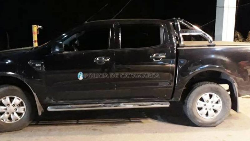 Detienen a cinco riojanos con un rifle y dosis de cocaína
