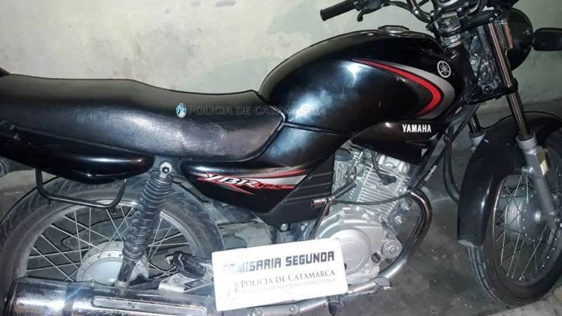 Robaron una moto en el centro y la encontraron en la casa de una mujer
