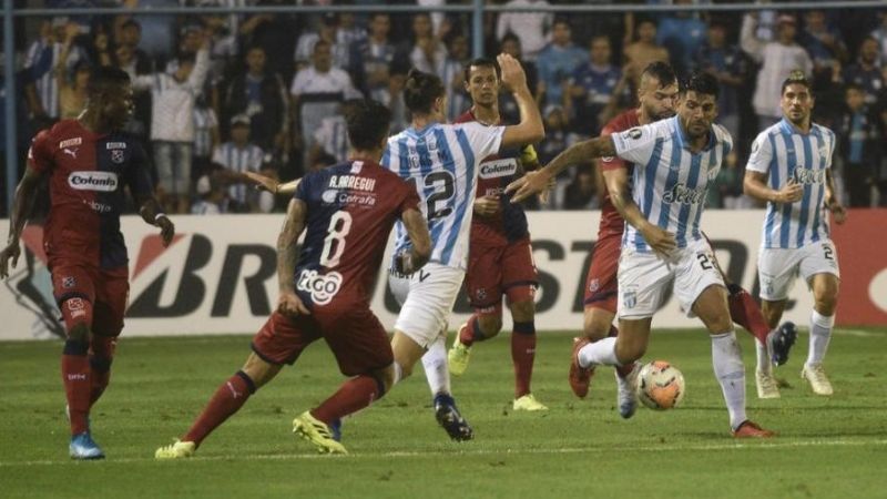 El DIM eliminó a Atlético (T) y está en el grupo de Boca