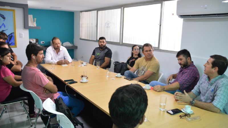 La camiseta fuera del club