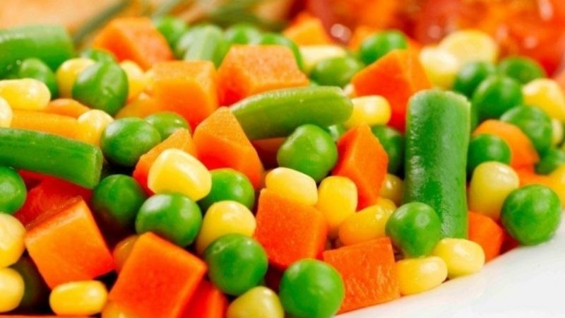 Ordenan el retiro de una ensalada jardinera en lata